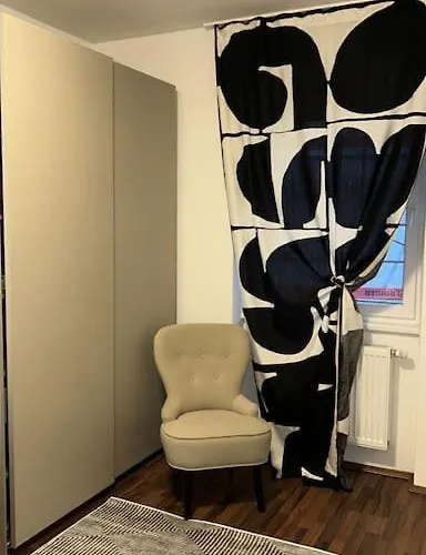 Apartment Gemuetliche Mit Balkon In *